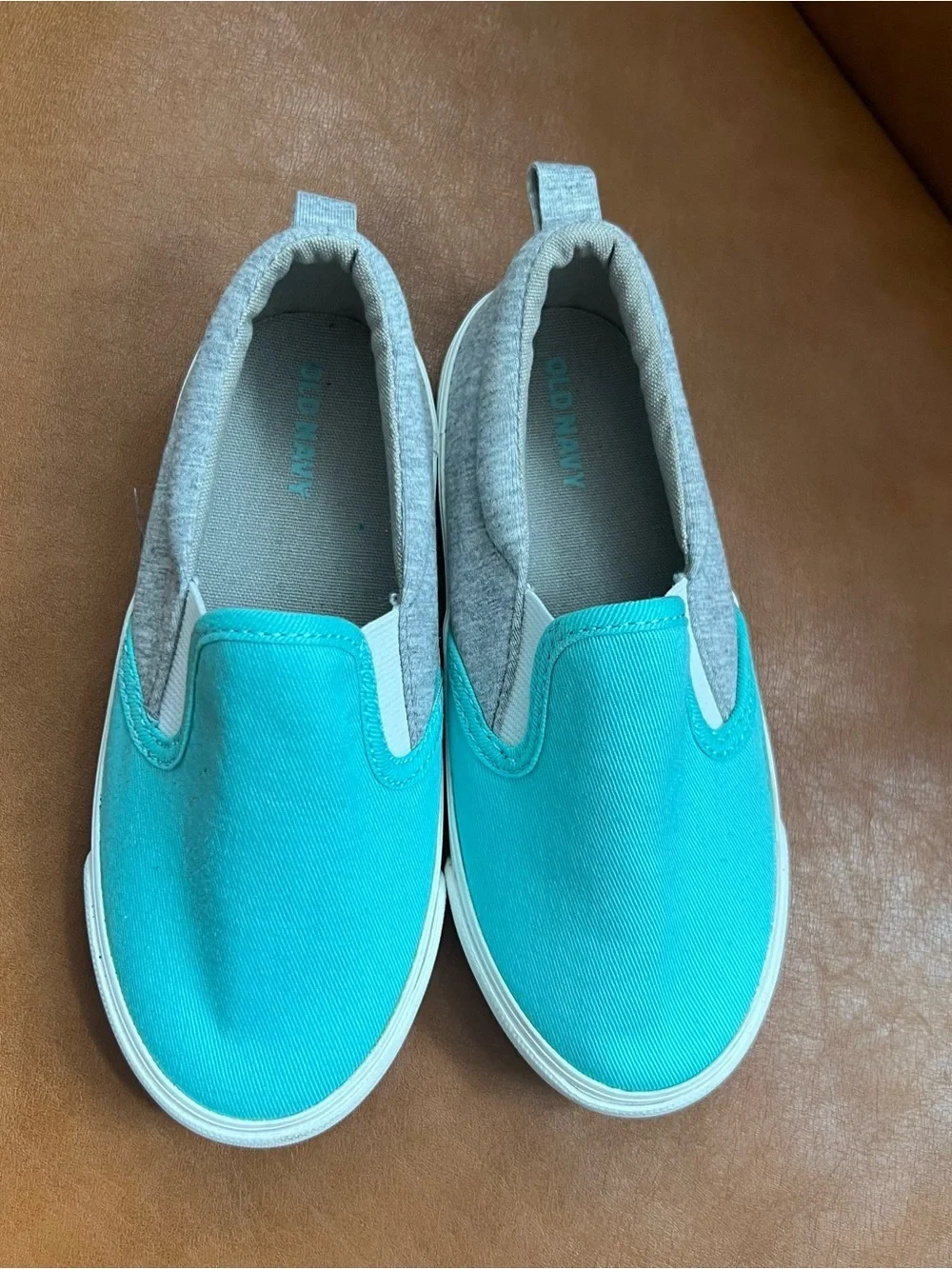 Old Navy Boys Toddler Kids Sz 9 Slip-On Canvas Sneakers in Aqua and Gray